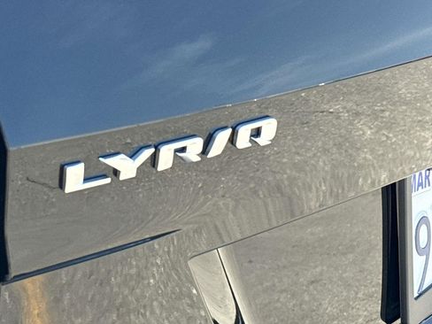 Used 2024 Cadillac Lyriq Luxury AWD/4WD image 7