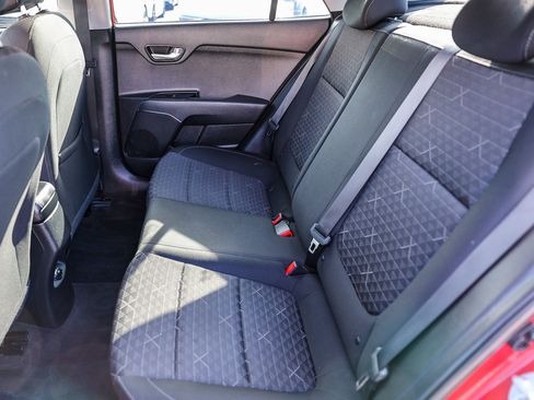 Used 2019 Kia Rio S image 8