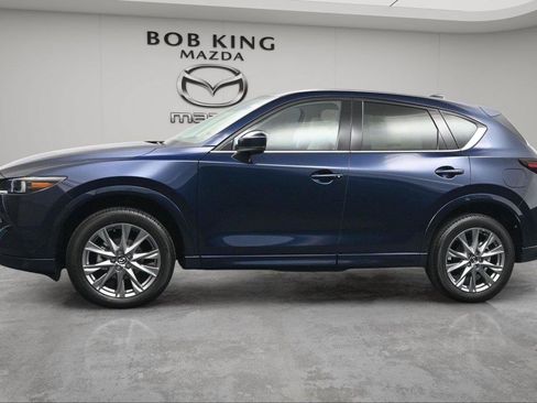 Used 2025 MAZDA CX-5 AWD 2.5 S w/ Premium Plus Pkg image 3