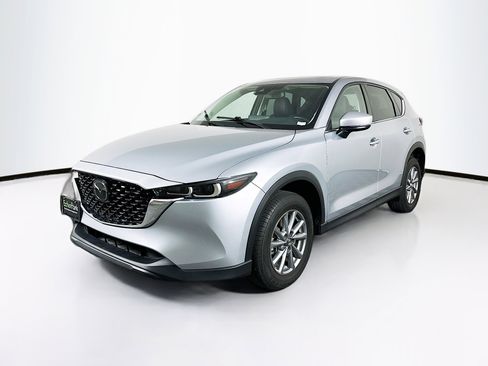 Used 2023 MAZDA CX-5 AWD 2.5 S w/ Preferred Package image 3