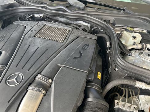 Used 2014 Mercedes-Benz E 550 4MATIC Sedan image 11