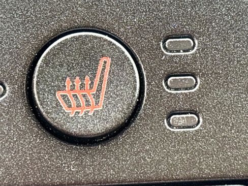 Used 2017 Ford Fusion Sport w/ Equipment Group 401A image 23