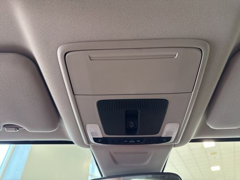 Used 2024 Honda CR-V EX image 29