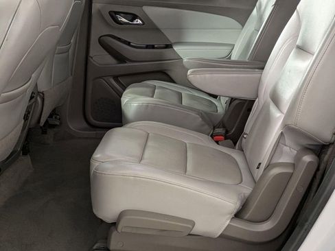 Used 2018 Chevrolet Traverse Premier image 27