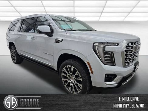 New 2026 GMC Yukon XL Denali w/ Sun & Power Step Package AWD/4WD image 8