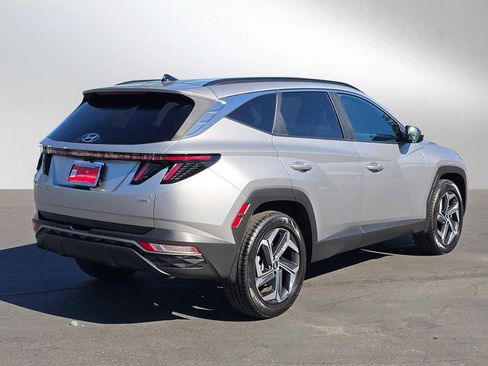 Used 2023 Hyundai Tucson SEL w/ Convenience Package image 3