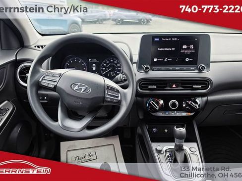 Used 2023 Hyundai Kona SEL w/ Cargo Package AWD/4WD image 6