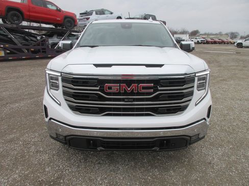 New 2026 GMC Sierra 1500 SLT w/ SLT Premium Plus Package image 12