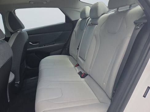 Certified 2023 Hyundai Elantra Limited FWD image 15