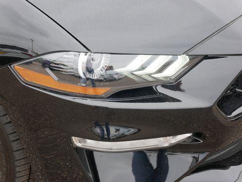 Used 2022 Ford Mustang GT Premium RWD image 16