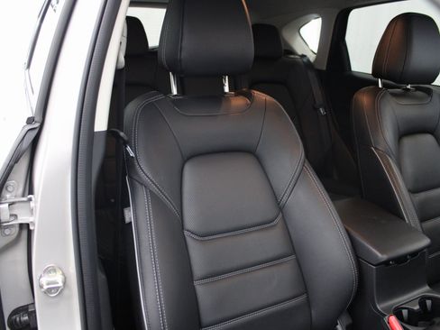 Used 2025 MAZDA CX-5 AWD 2.5 S w/ Preferred Package image 32