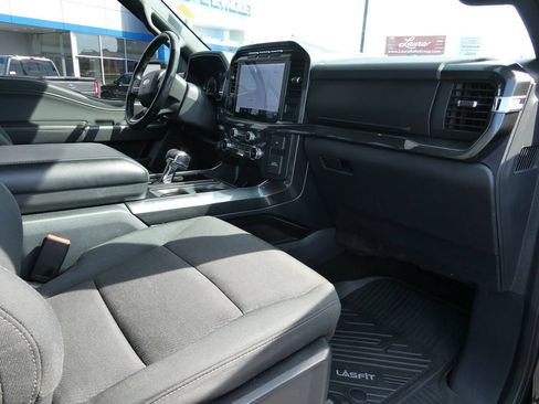 Used 2022 Ford F150 XLT w/ Equipment Group 302A High AWD/4WD image 14