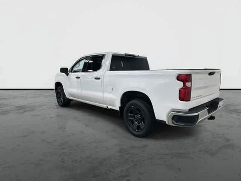 Used 2022 Chevrolet Silverado 1500 W/T w/ WT Value Package AWD/4WD image 9