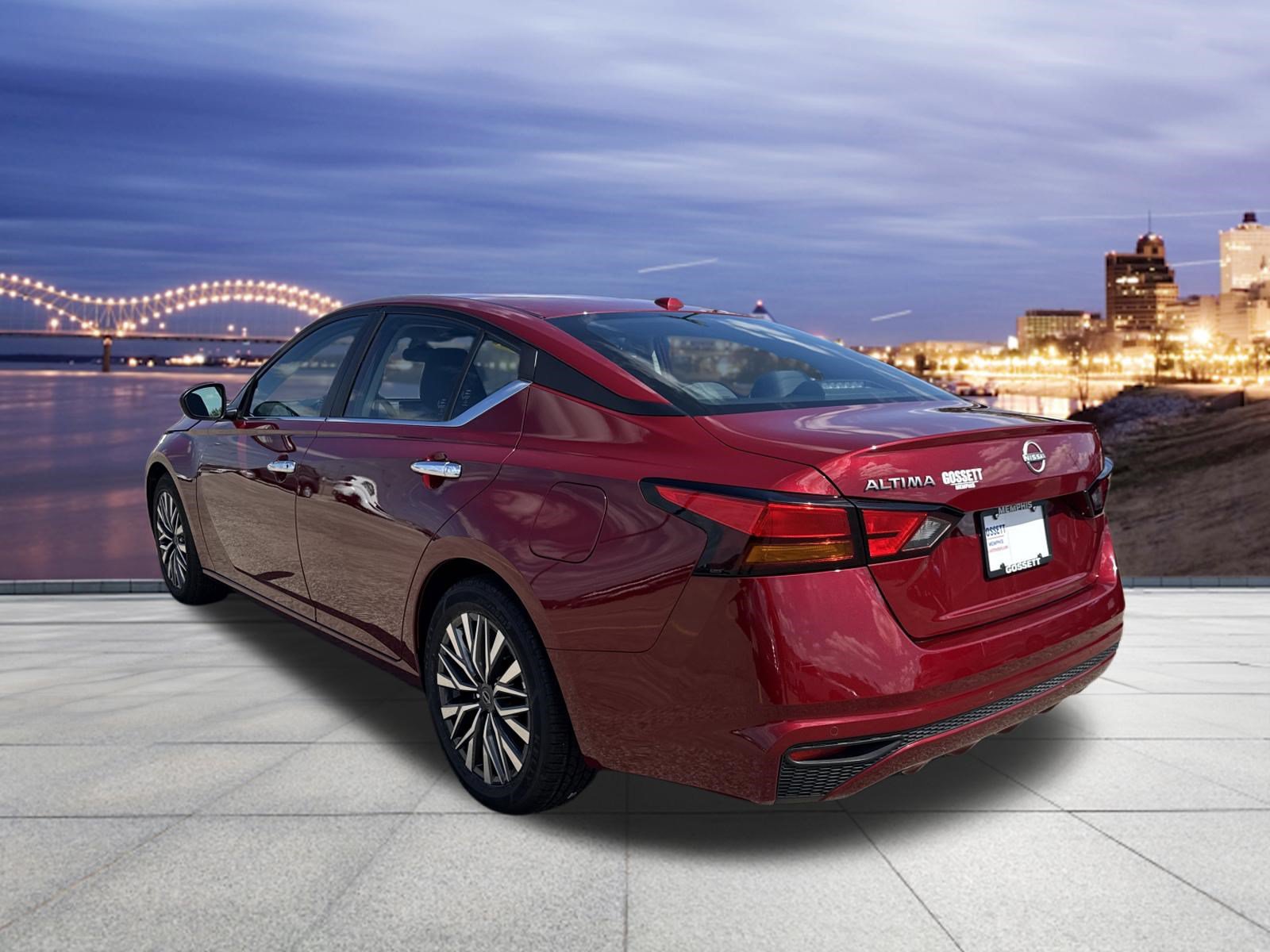 Used 2025 Nissan Altima 2.5 SV FWD image 3