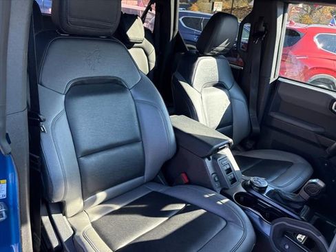 Used 2023 Ford Bronco Big Bend image 17