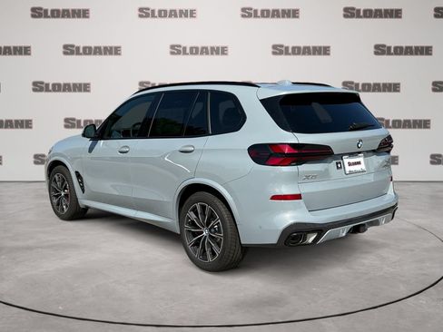 New 2026 BMW X5 xDrive40i w/ M Sport Package AWD/4WD image 3