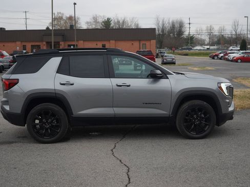 New 2026 GMC Terrain Elevation w/ Elevation Premium Package image 2