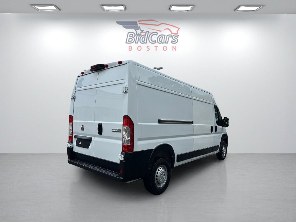Used 2024 RAM ProMaster 2500 w/ Convenience Group FWD image 4