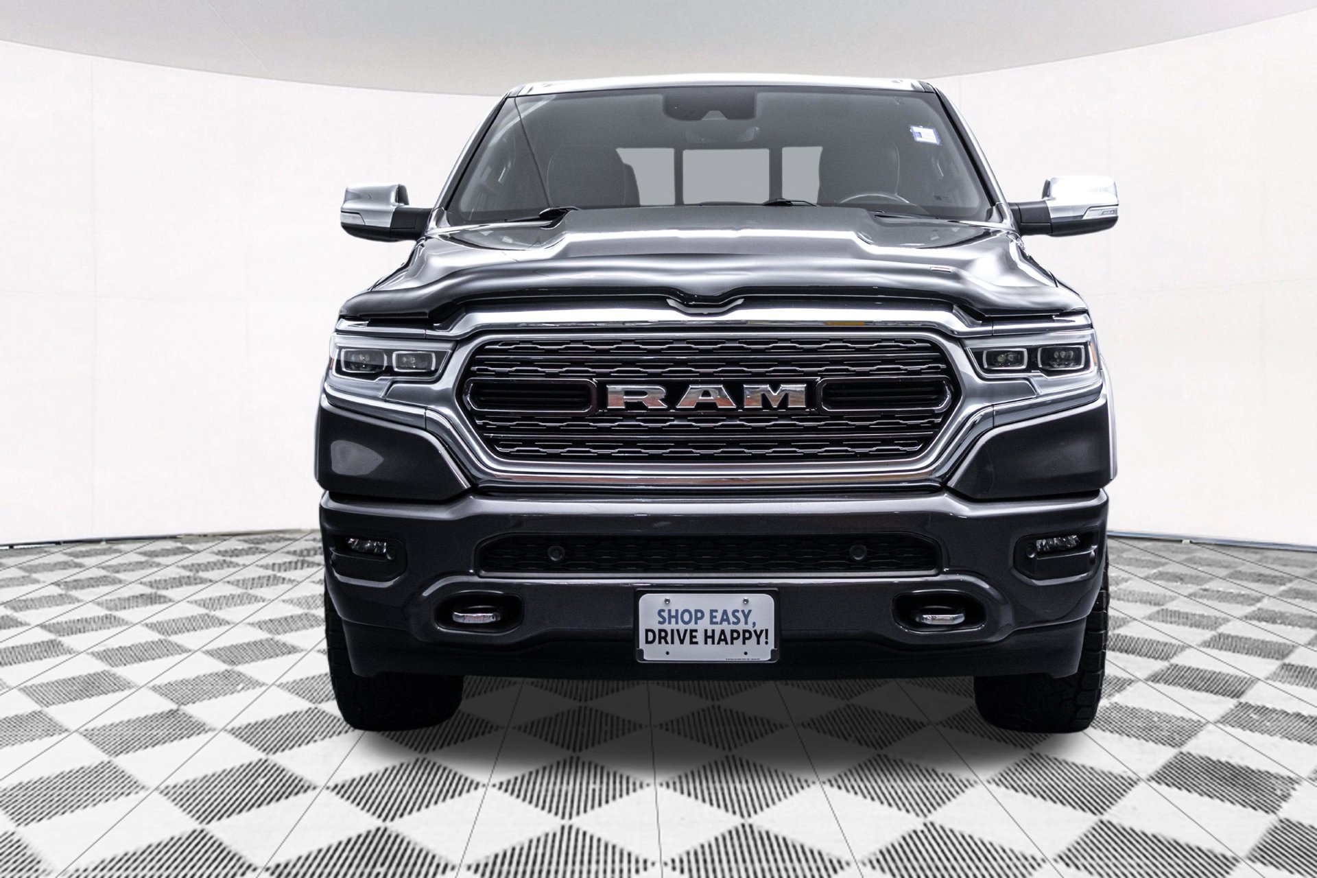 Used 2022 RAM 1500 Limited w/ Body Color Bumper Group AWD/4WD image 16