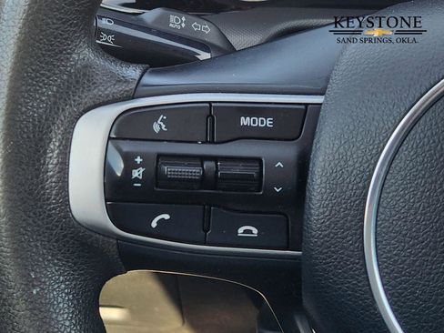Used 2023 Kia K5 LXS image 28