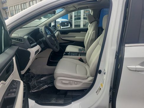 New 2026 Honda Odyssey EX-L image 18