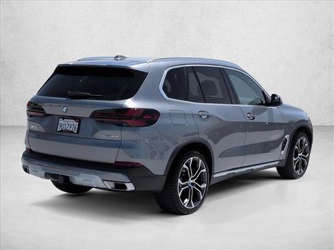 Used 2026 BMW X5 sDrive40i RWD image 5