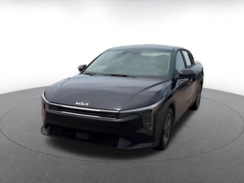 Used 2025 Kia K4 FWD image 7