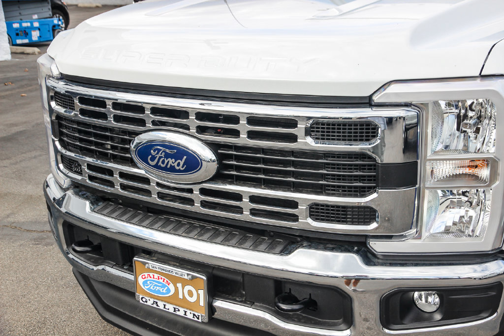 New 2026 Ford F550 2WD SuperCab Super Duty image 13