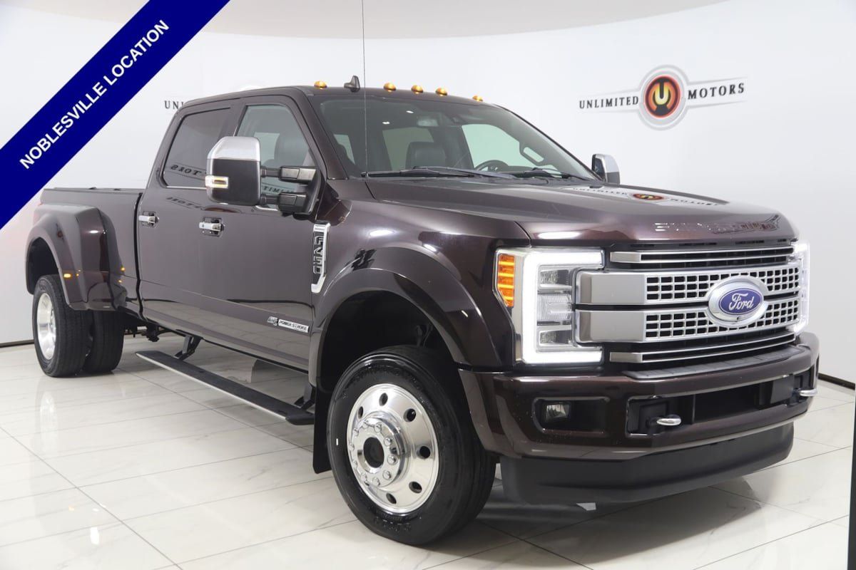 Used 2019 Ford F450 Platinum w/ Platinum Ultimate Package AWD/4WD image 1
