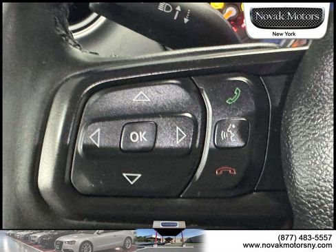 Used 2022 Jeep Wrangler Unlimited Sport AWD/4WD image 16