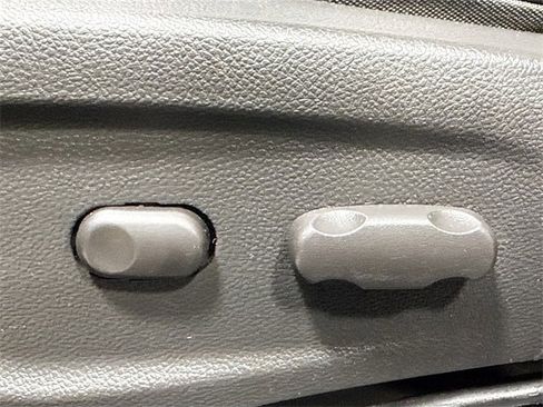 Used 2015 Buick Encore Convenience image 16