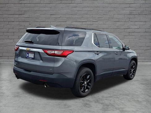 Used 2019 Chevrolet Traverse LT FWD image 12