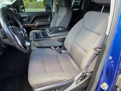 Used 2017 GMC Sierra 1500 SLE w/ SLE Value Package image 11