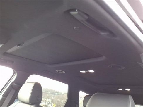 Used 2023 Buick Enclave Avenir w/ Avenir Technology Package image 15