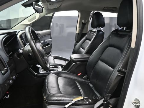 Used 2016 Chevrolet Colorado Z71 AWD/4WD image 9