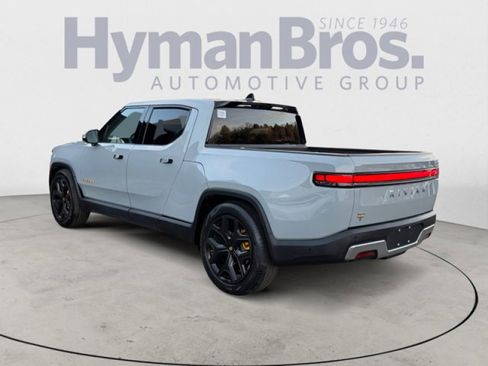 Used 2023 Rivian R1T Adventure image 5