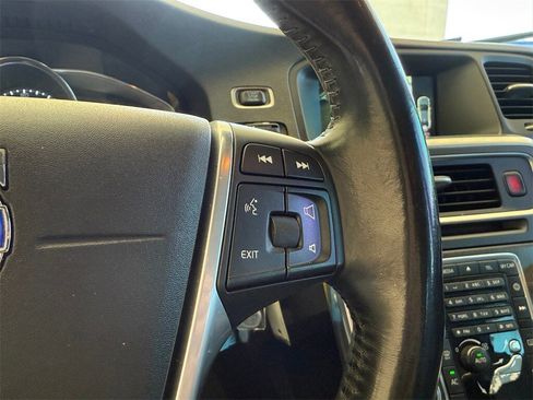 Used 2015 Volvo S60 T5 Premier image 23