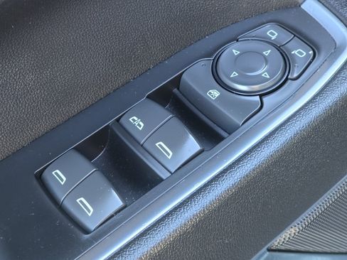 Used 2022 Chevrolet Silverado 1500 LT image 27