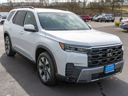 New 2026 Honda Pilot Elite image 4