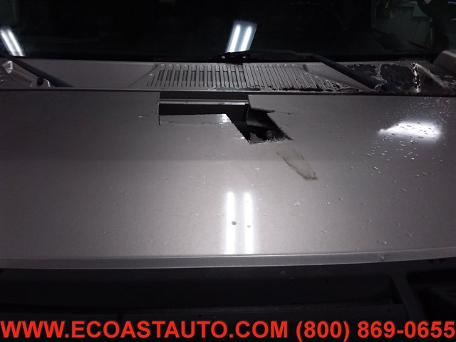 Used 2004 HUMMER H2 w/ Preferred Equipment Group AWD/4WD image 21