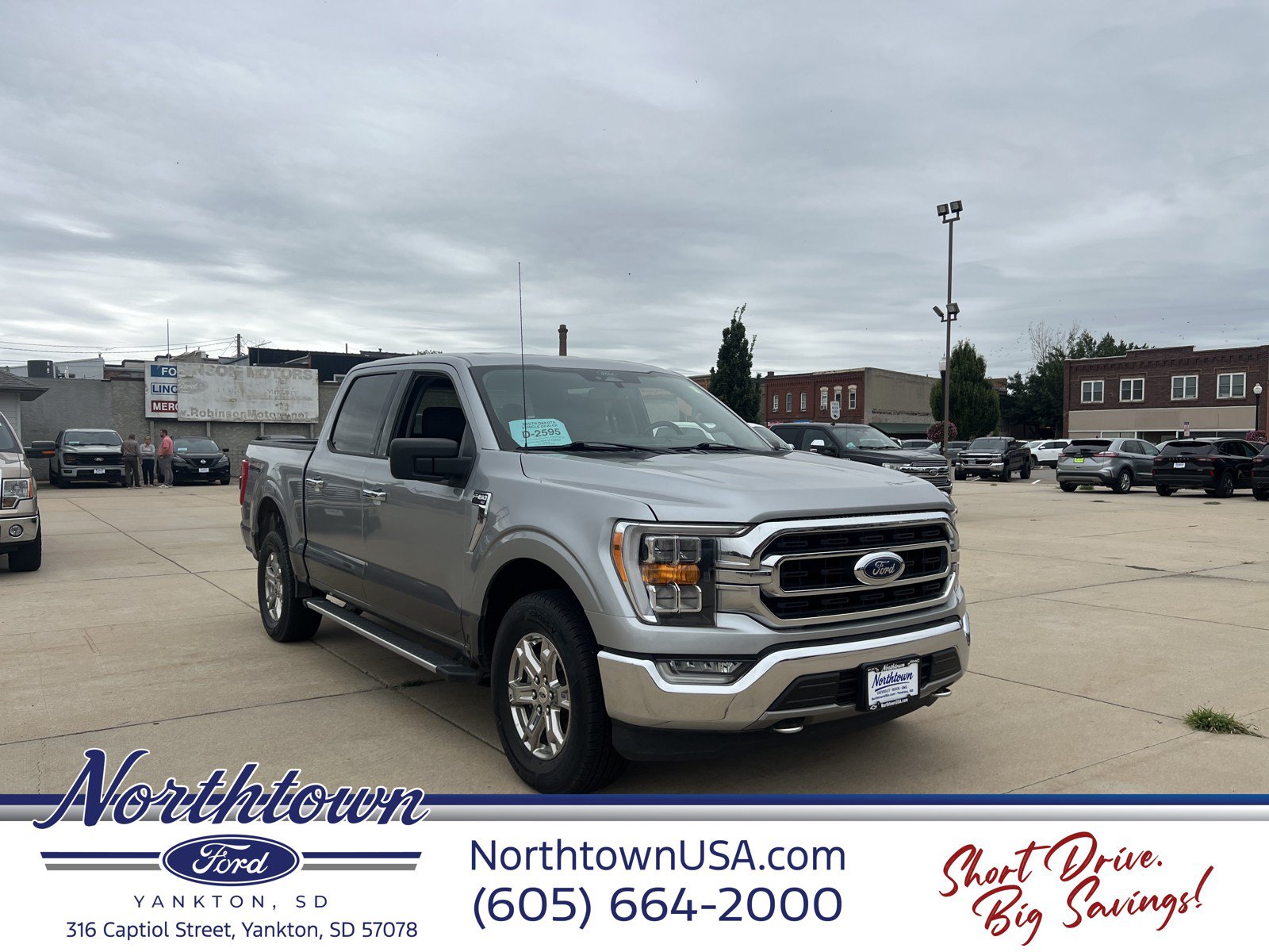 Used 2021 Ford F150 XLT w/ Equipment Group 302A High AWD/4WD image 3
