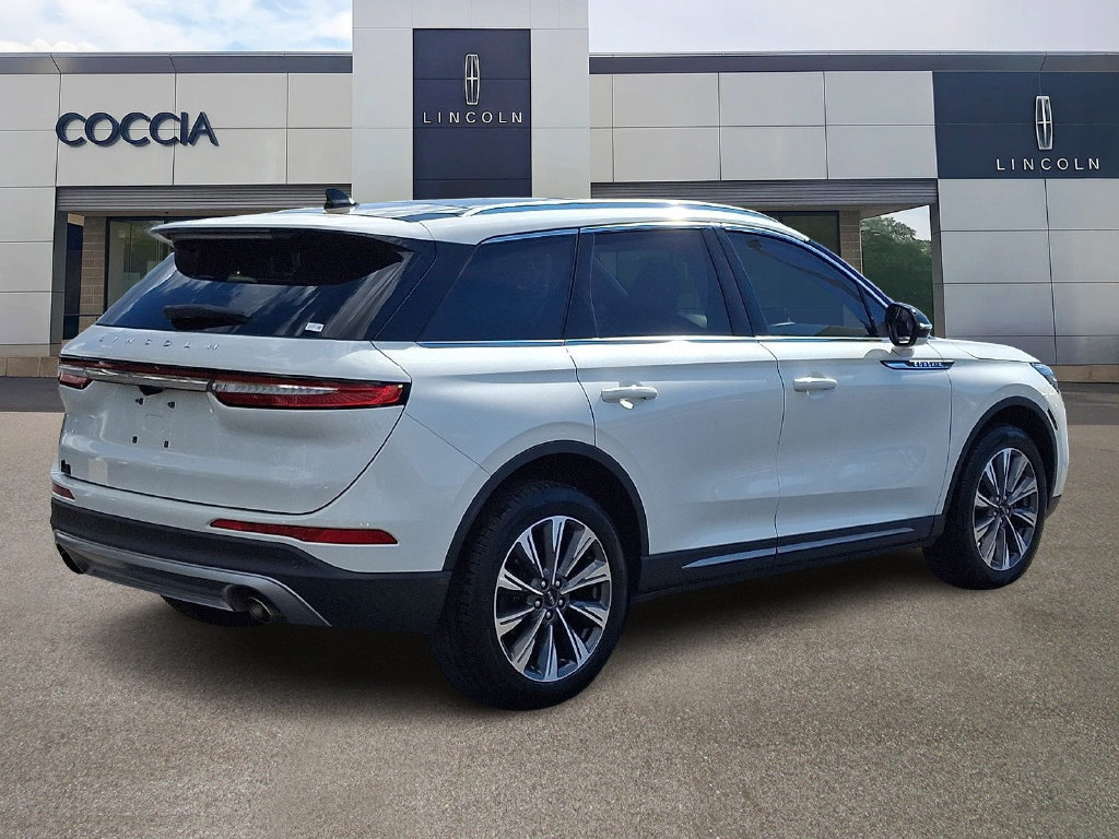 Certified 2022 Lincoln Corsair Reserve w/ Elements Package AWD/4WD image 4