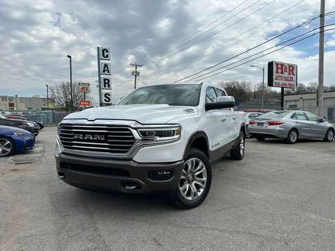 Used 2019 RAM 1500 Limited image 1