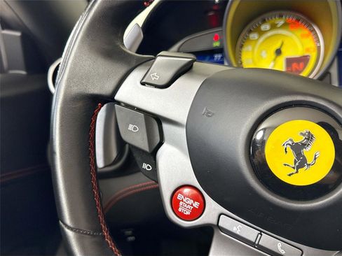 Used 2020 Ferrari Portofino image 25