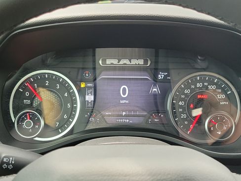 Used 2025 RAM 1500 Big Horn AWD/4WD image 24