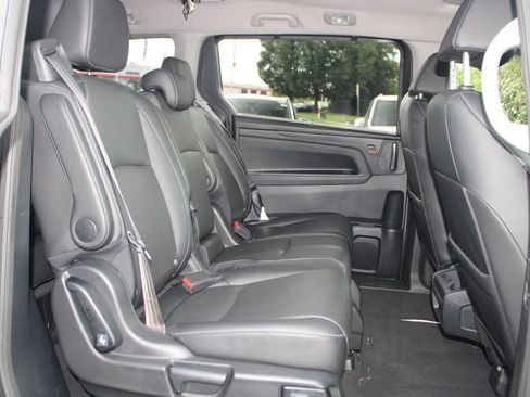 Used 2023 Honda Odyssey EX-L image 13