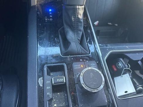 Used 2022 Toyota Tundra SR5 image 31