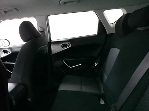 Used 2023 Kia Soul LX FWD image 26