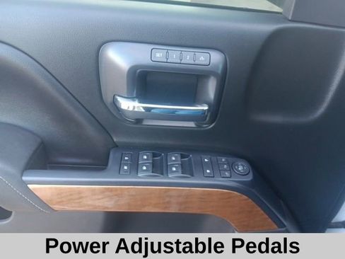 Used 2018 Chevrolet Silverado 1500 LTZ w/ Sport Package image 15