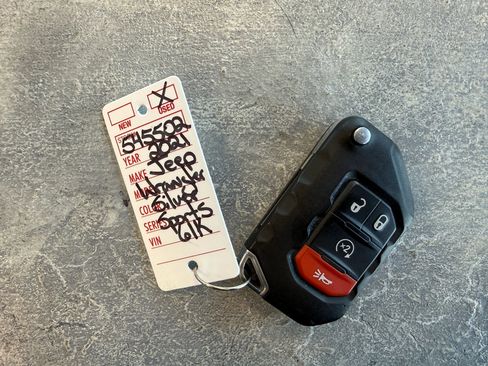Used 2021 Jeep Wrangler Sport AWD/4WD image 34
